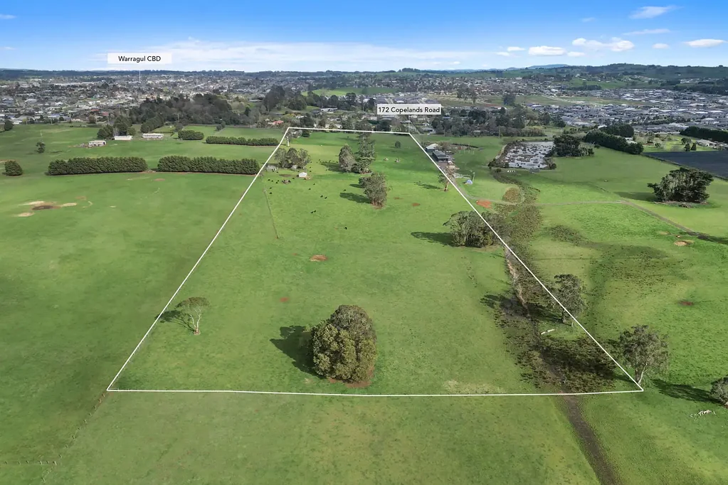 Warragul  32 Acre Property – Prime Edge of Town Boundary Location