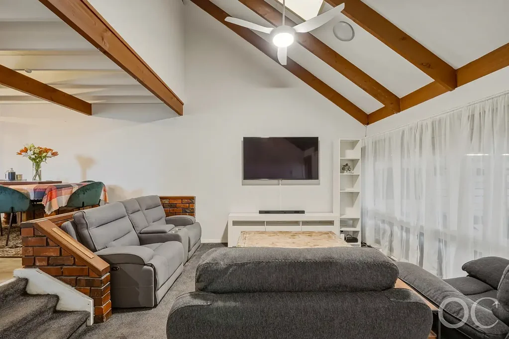 Semaphore Park 2 Slaapkamer Open the Door to an Opportunity With Direct Laneway Access to the Beach