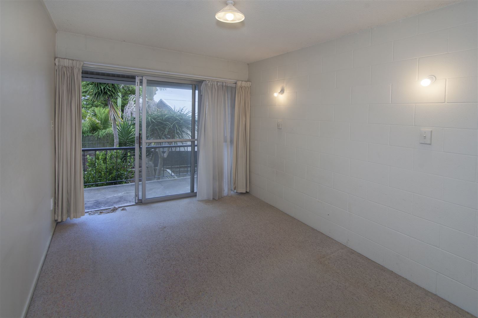 9/32 Blockhouse Bay Road, Avondale, Auckland, 1 침실, 1 욕실