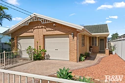 64A Murray Street, Booker Bay
