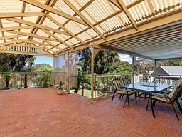 4 Black Road, Flagstaff Hill