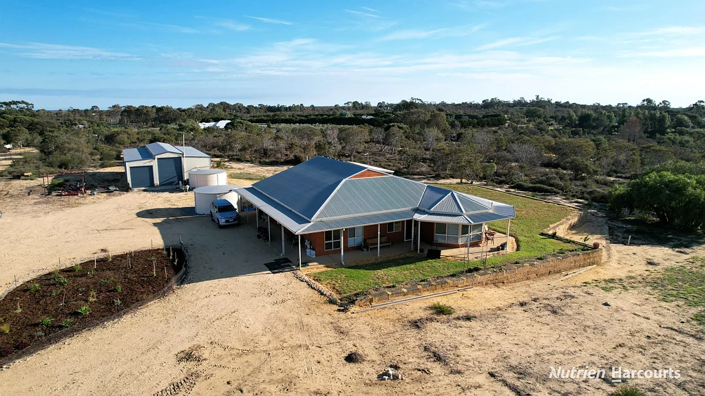303 Tamarisk Drive, Gabbadah, WA 6041