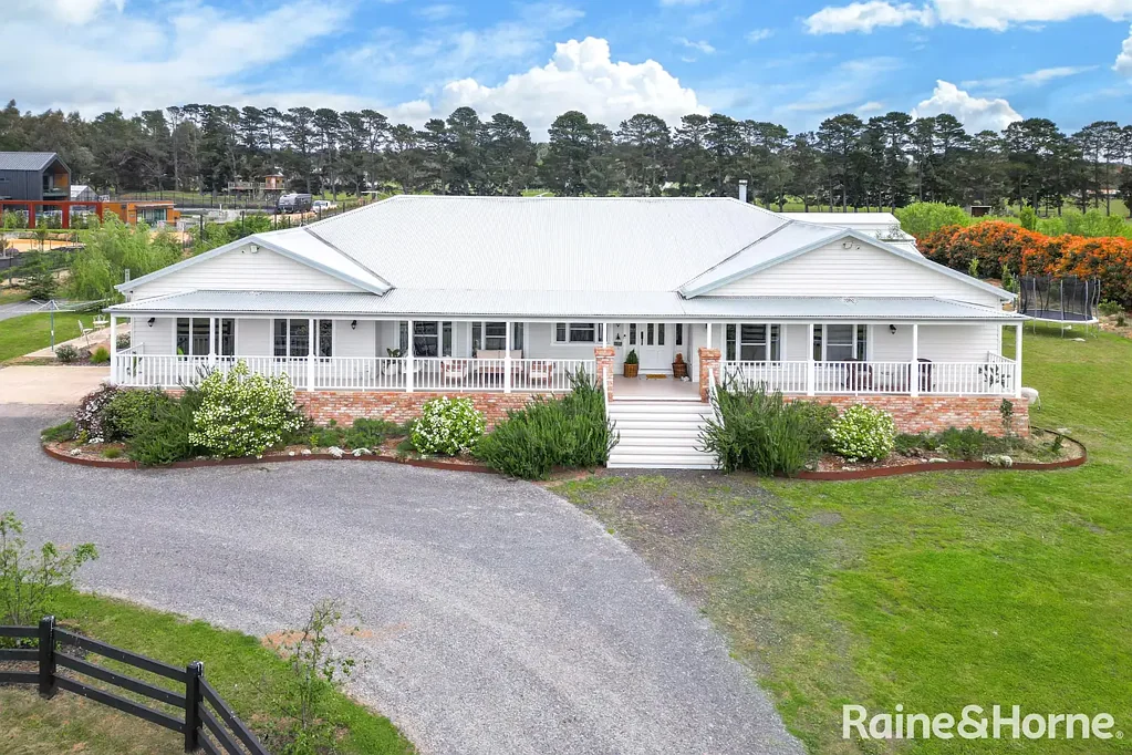 Gisborne 5Kwarto Exceptional Modern Farmhouse in Prestigious Macedon Ranges Setting!