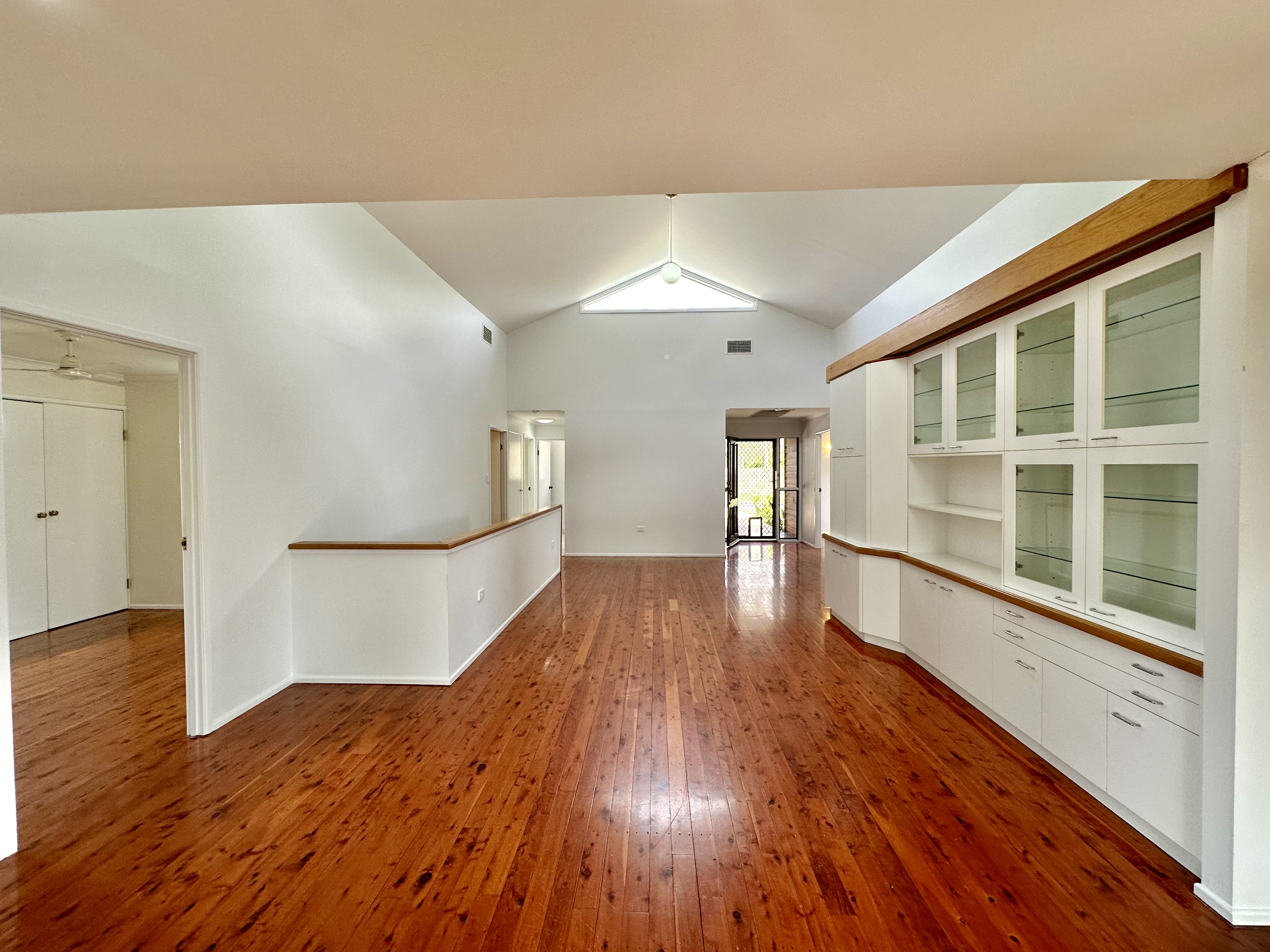 22 SAYRE CR, BOYNE ISLAND QLD 4680, 0 chambres, 0 salles de bain, House