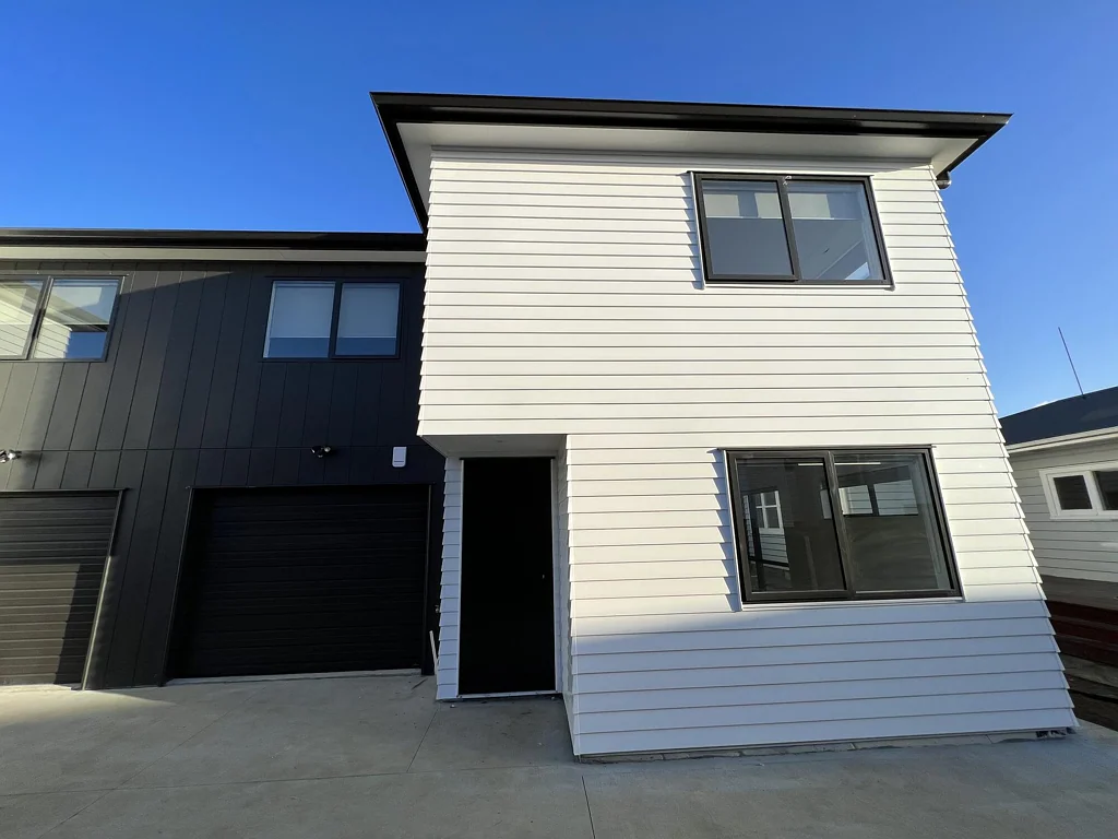 Beautiful 3 Bedroom on Convoy Lane