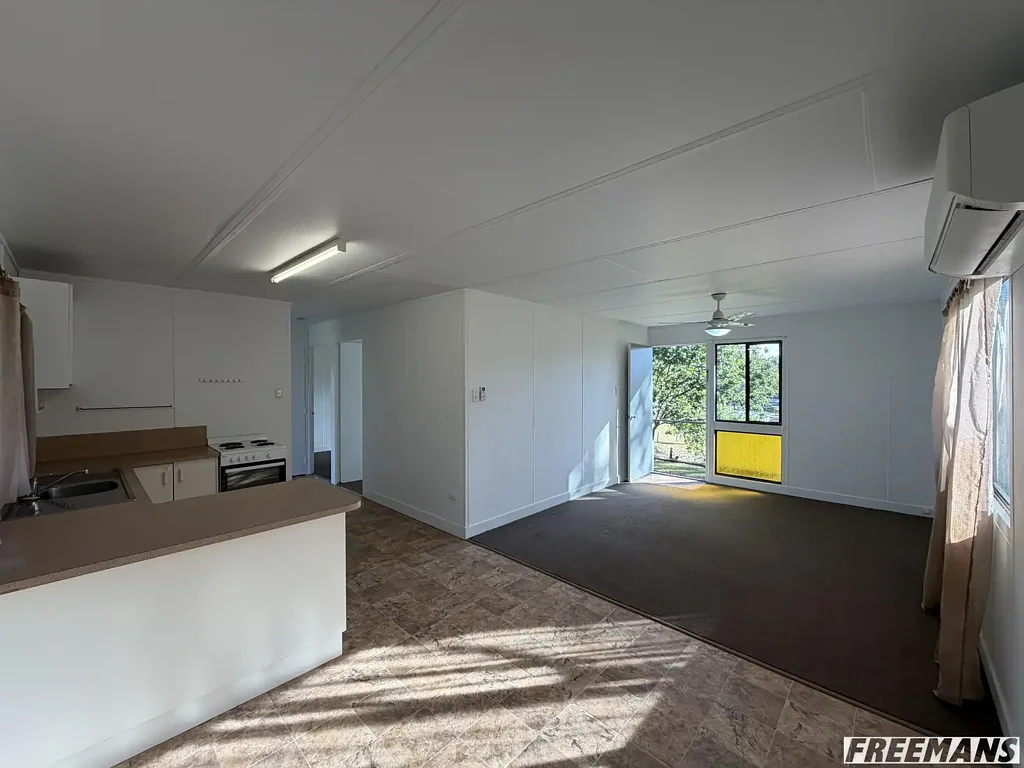 2 BEDROOM UNIT IN TOWN