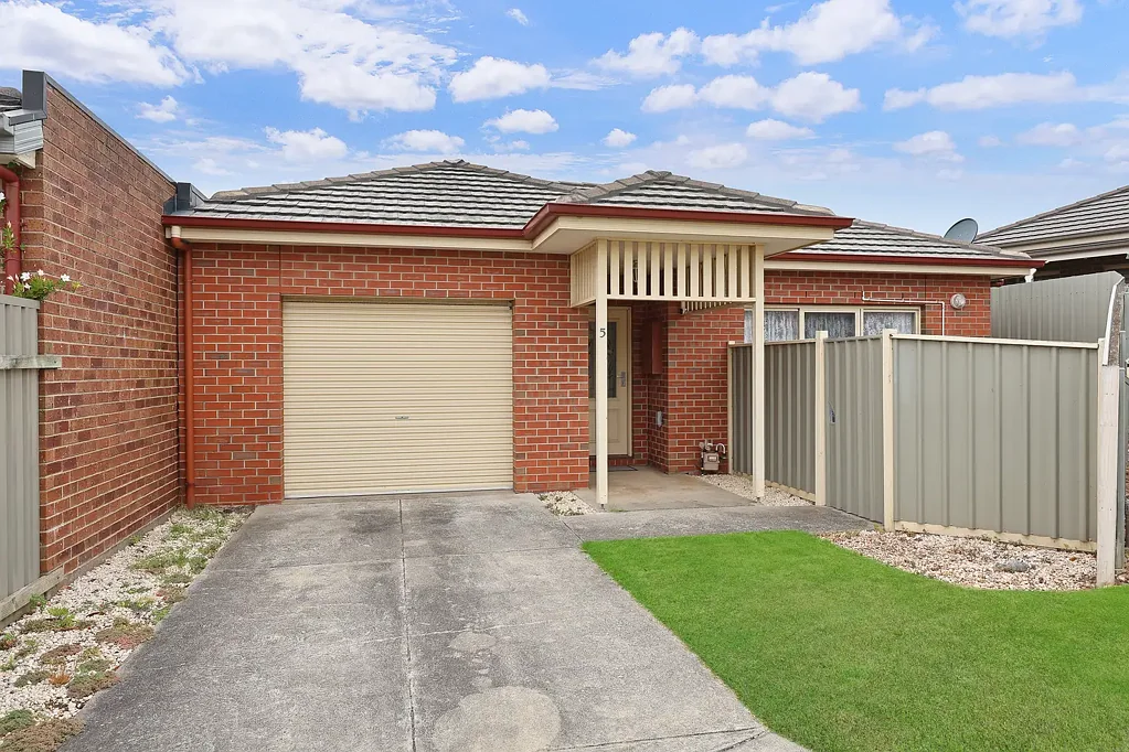 Warrnambool 2침실 Immaculate Low-Maintenance Living in Prime Warrnambool Location