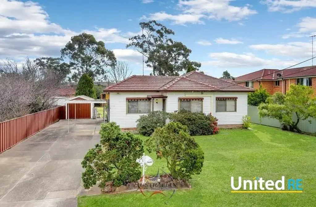 Spacious Three-Bedroom Family Home in a Convenient Location