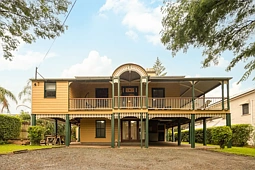 56 Yundah Street, Shorncliffe