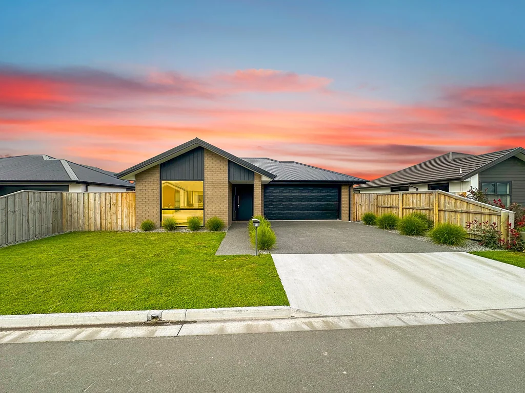 Ravenswood 4房  Serious sale, Owners have relocated