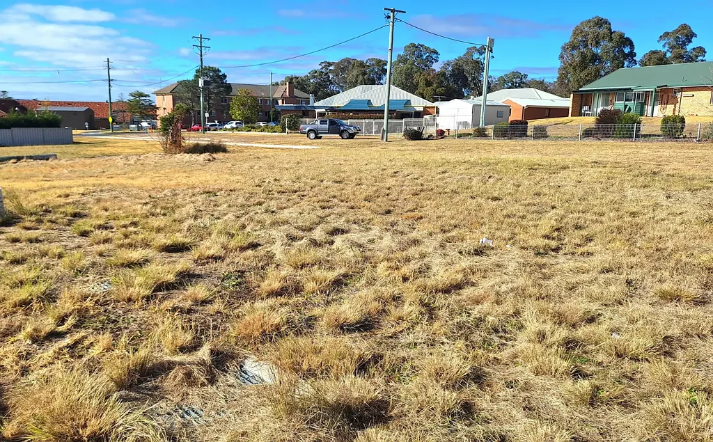 8 Day St, Stanthorpe, QLD 4380