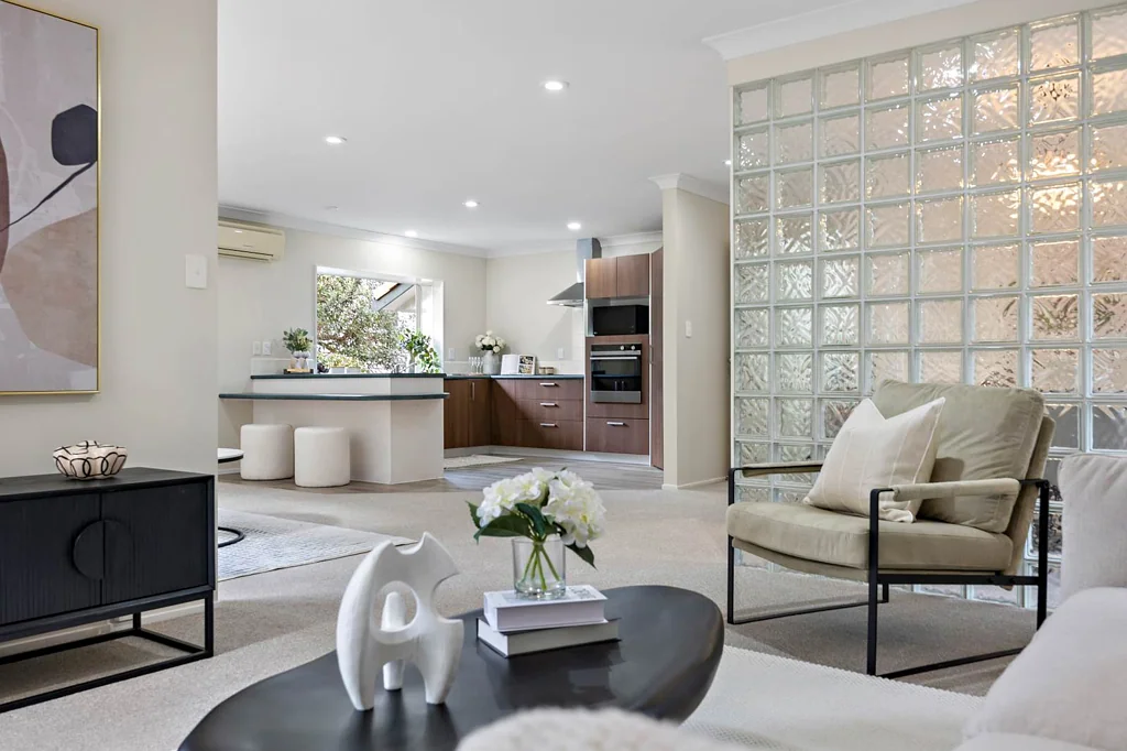 Remuera 3Moenga Timeless Elegance in DGZ – Must Be Sold!