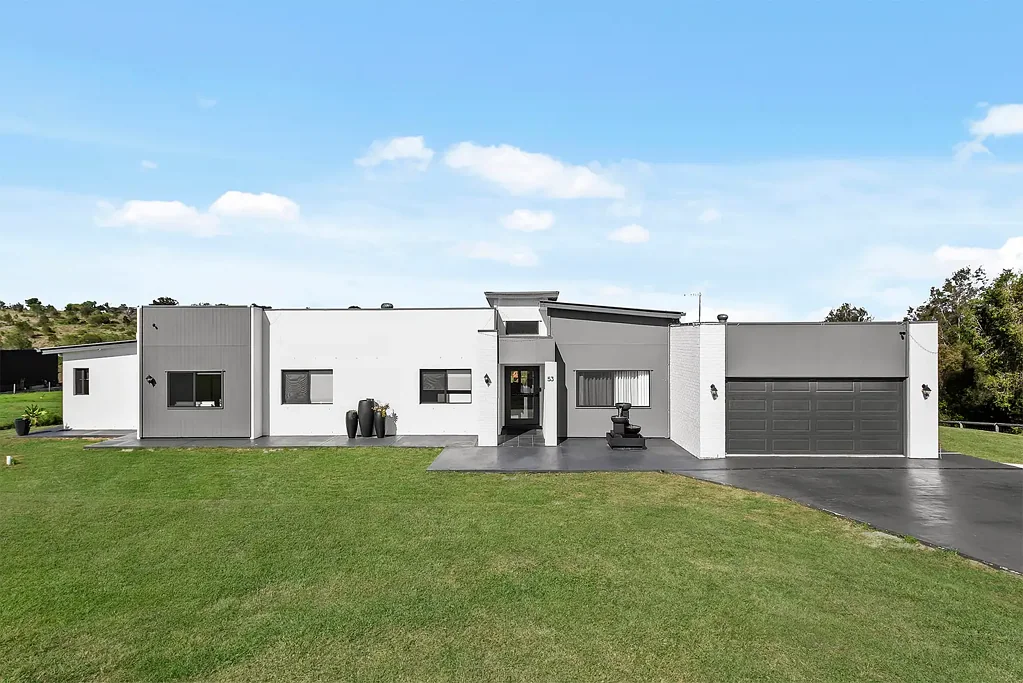 Haigslea 5ห้องนอน Spectacular Modern Ranch Home within Reach of the City!