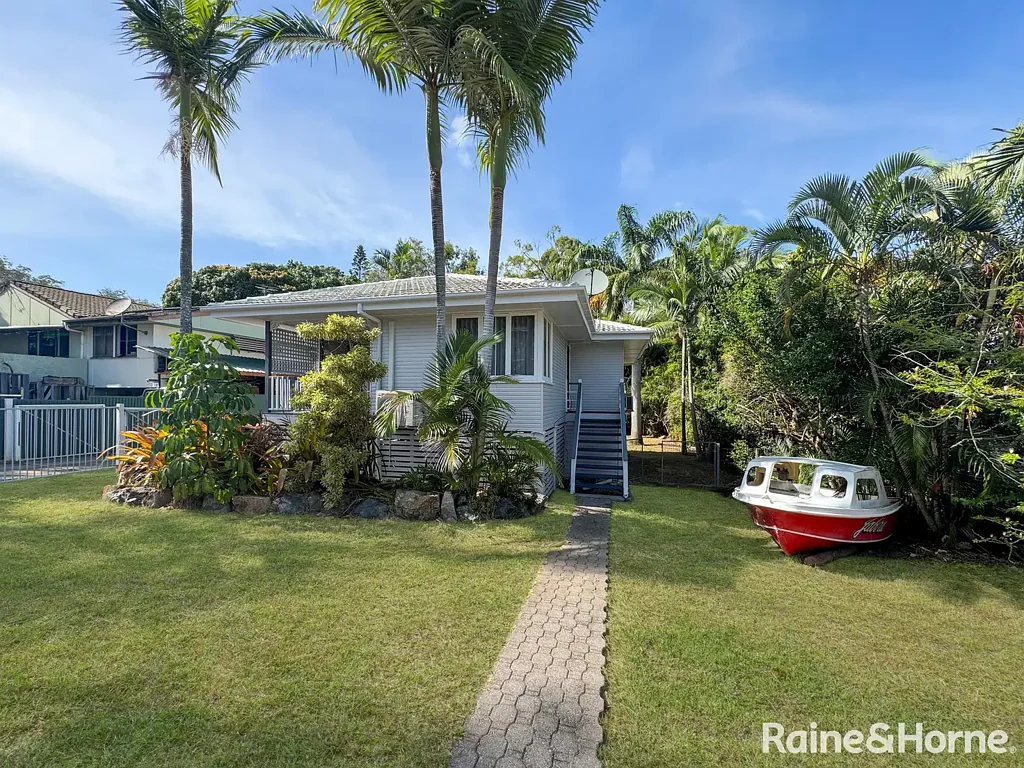 11 Carron Street, West Gladstone, QLD 4680