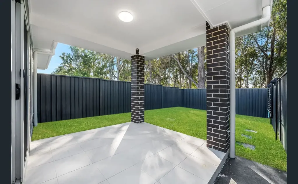 Modern 2-Bedroom Granny Flat with Spacious Yard & Outdoor Entertaining