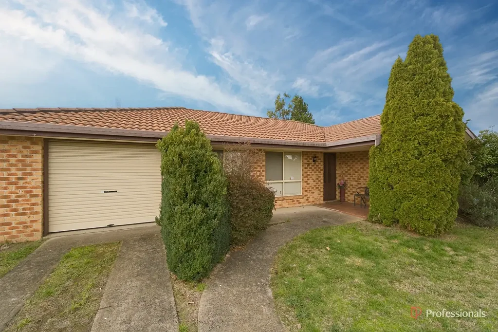PEACEFUL FAMILY LIVING IN A QUIET CUL-DE-SAC