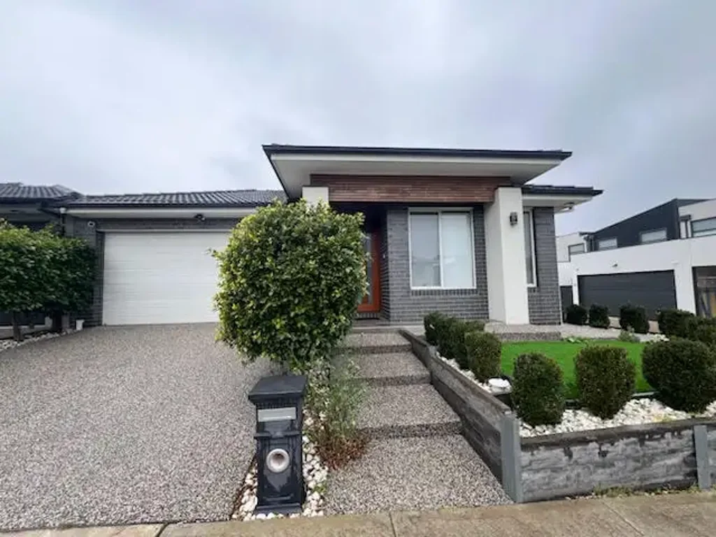 Spacious Family Home for Rent in Greenvale
