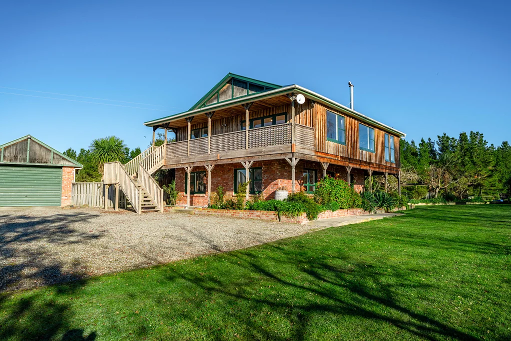 Pleasant Point 4 Bedroom 113 Opihi School Road