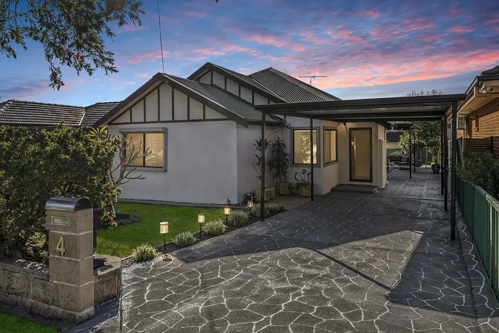 Chester Hill 5房 Chester Hill最便利地段的完美家庭住宅 The Complete Family Home in One of Chester Hill's Most Convenient Locations