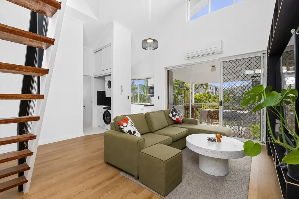 Indooroopilly 2 Bedroom Soaring Ceilings, Versatile Loft & Effortless Indooroopilly Living