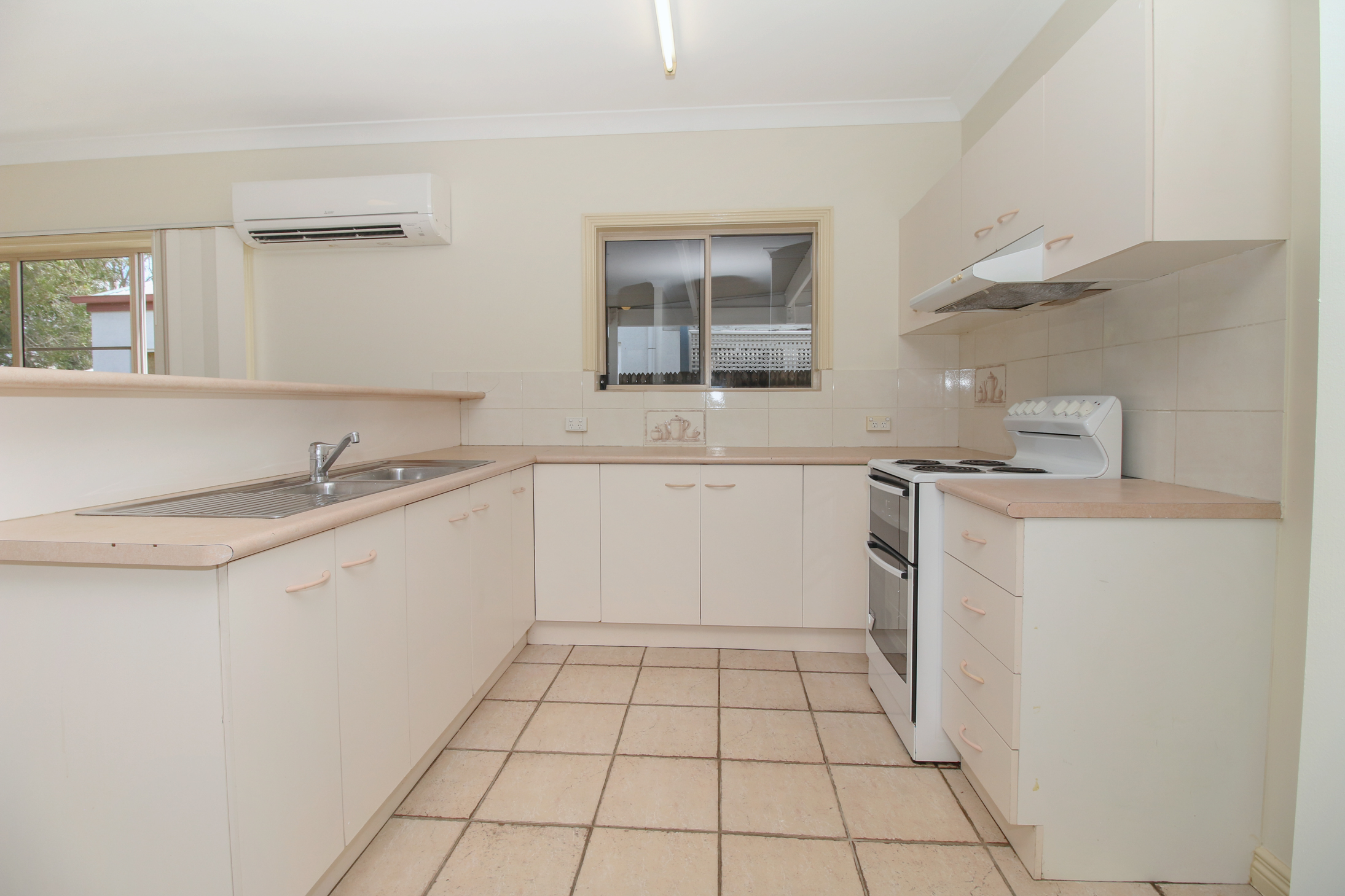 17 COCOS PL, KIRWAN QLD 4817, 0 રૂમ, 0 બાથરૂમ, House