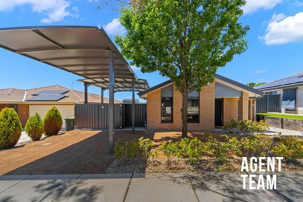128 Macfarlane Burnet Avenue, Macgregor, ACT 2615