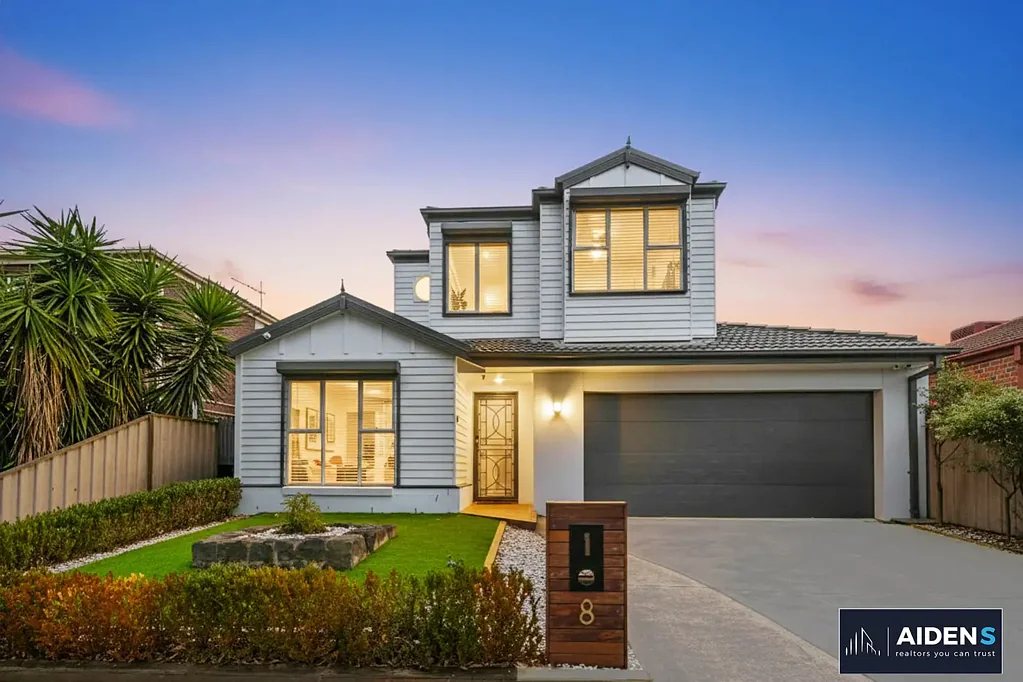 8 Ironbark Grove, Burnside Heights, VIC 3023