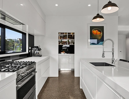 23 Links Drive, Waiwhakaiho, New Plymouth, 4 chambres, 2 salles de bain, House