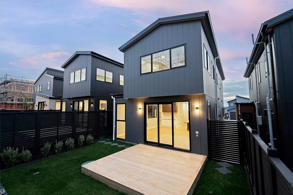 Silverdale 4房  Spacious & Prime Location