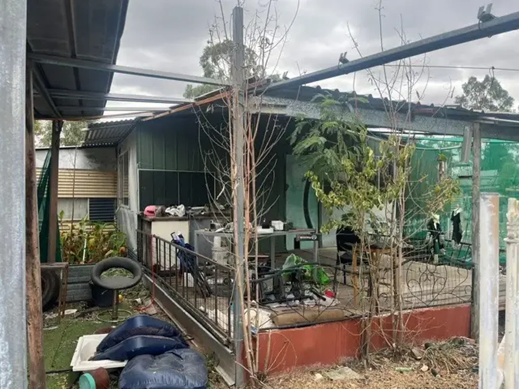 Tara Owner has said SELL, he's no longer moving onto the property.