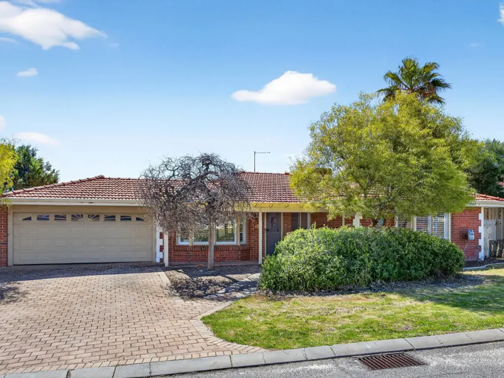 3 Tarcoola Retreat, Ocean Reef, WA 6027