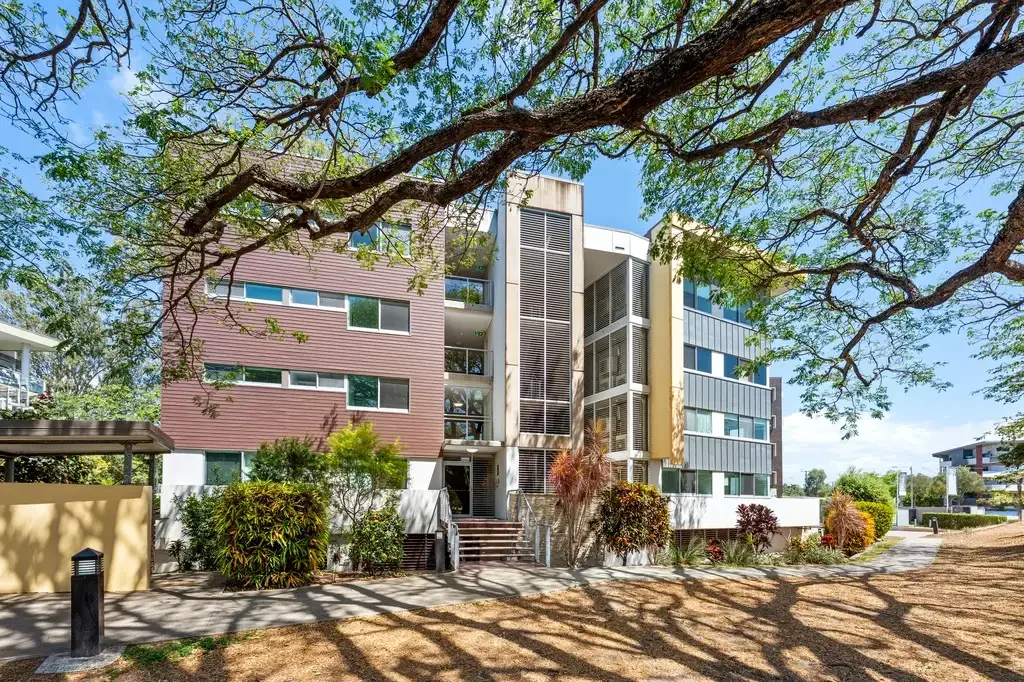 Thuringowa Central 2Habitaciones Riverside Living with a View That Never Gets Old