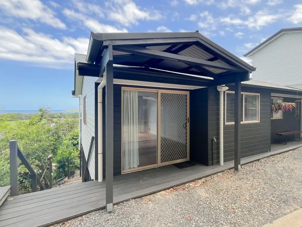 ONE BEDROOM WITH OCEAN VIEWS