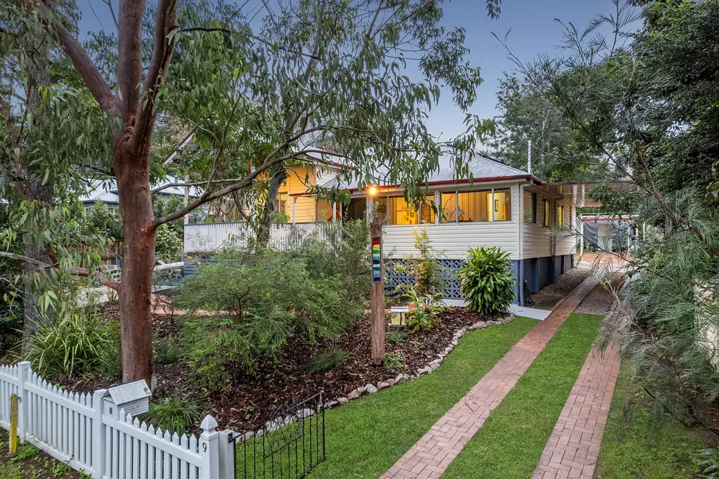 Pomona 3房  Timeless Queenslander Charm in the Heart of Pomona