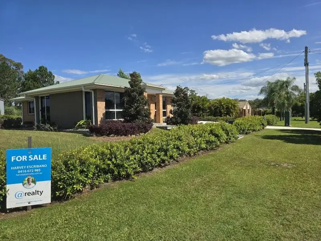 Cooloola Cove 3房  NEWLY RENOVATED HOME. PRIME LOCATION