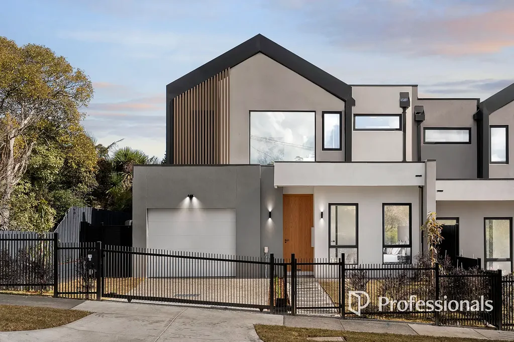 Mount Waverley 4ਬੈੱਡਰੂਮ Architectural Luxury in Dual School Zones