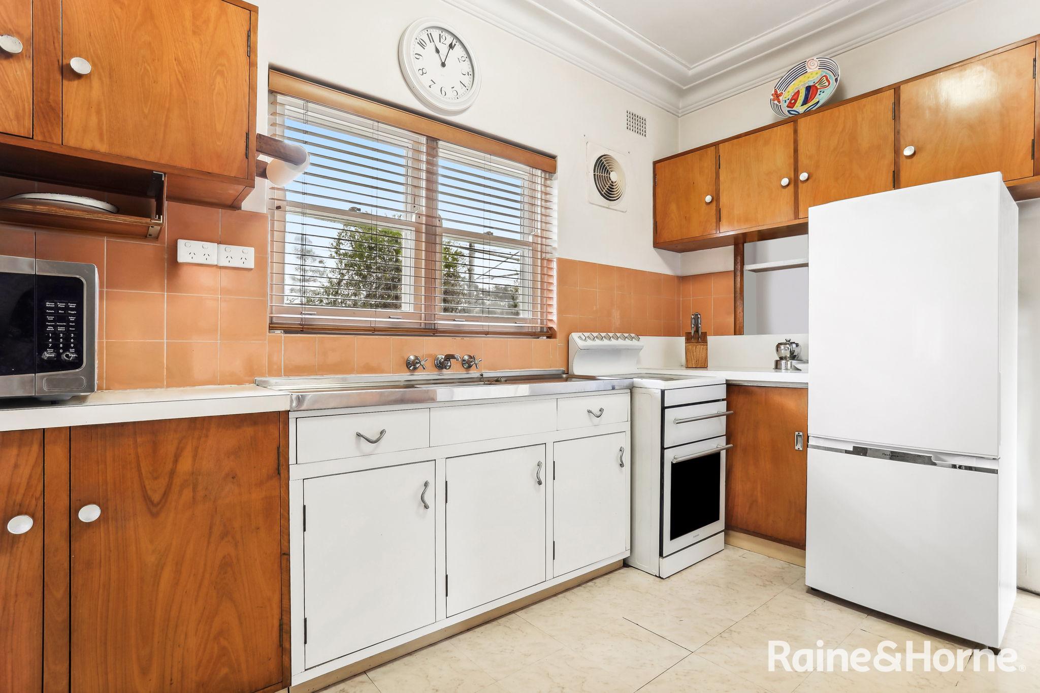 8 ORBELL ST, KINGSGROVE NSW 2208, 0 phòng ngủ, 0 phòng tắm, House