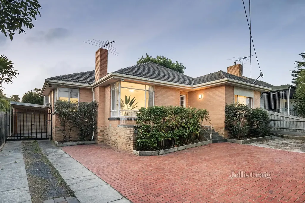 63 Greensborough Road, Macleod, VIC 3085