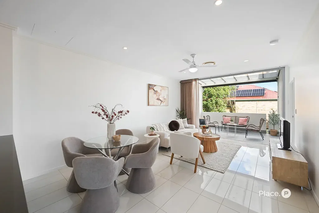 Hawthorne 2Kwarto Spacious Boutique Apartment with Dual Balconies, Secure Parking & Exclusive Storage