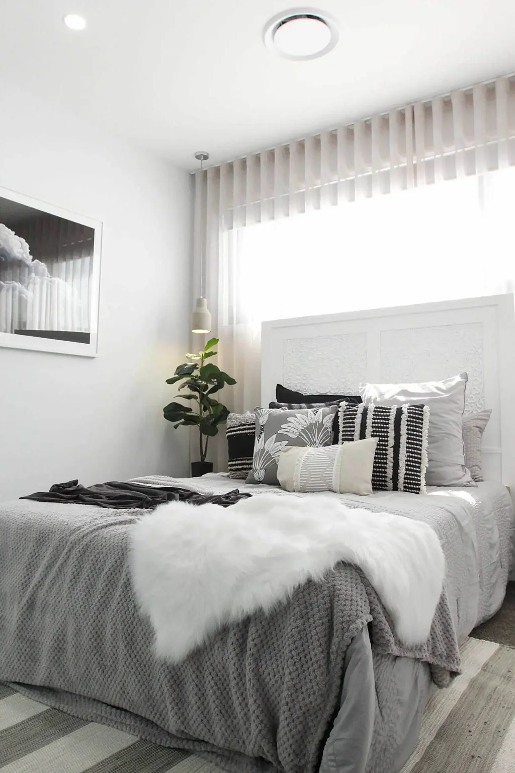 Riverstone 3 Bedroom YOUR ALTERNATIVE AND EDUCATED AGENT CONTACT FERDINAND 0475 105 157