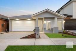 66 Ballet Crescent, Sunbury