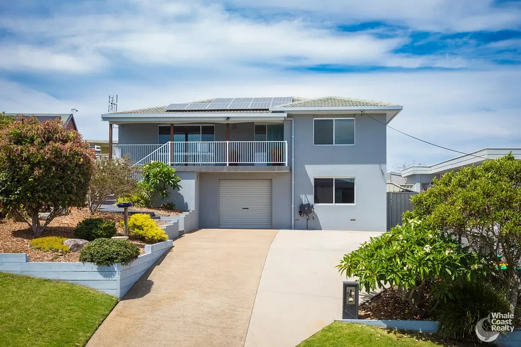 5 Collins Crescent, Narooma, NSW 2546