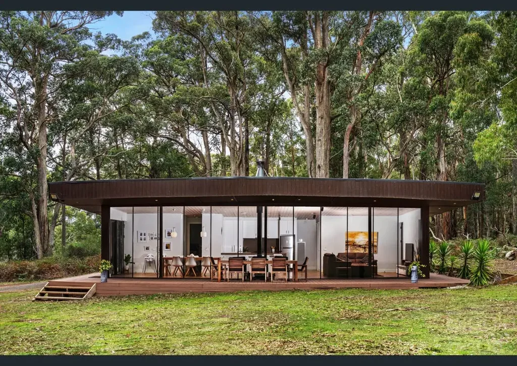 Musk  Architectural Bushland Retreat on Approx. 20 Acres with Established Eco Lodge Income