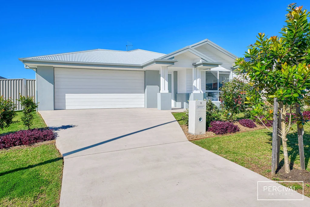 8 Freesia Place, Port Macquarie, NSW 2444