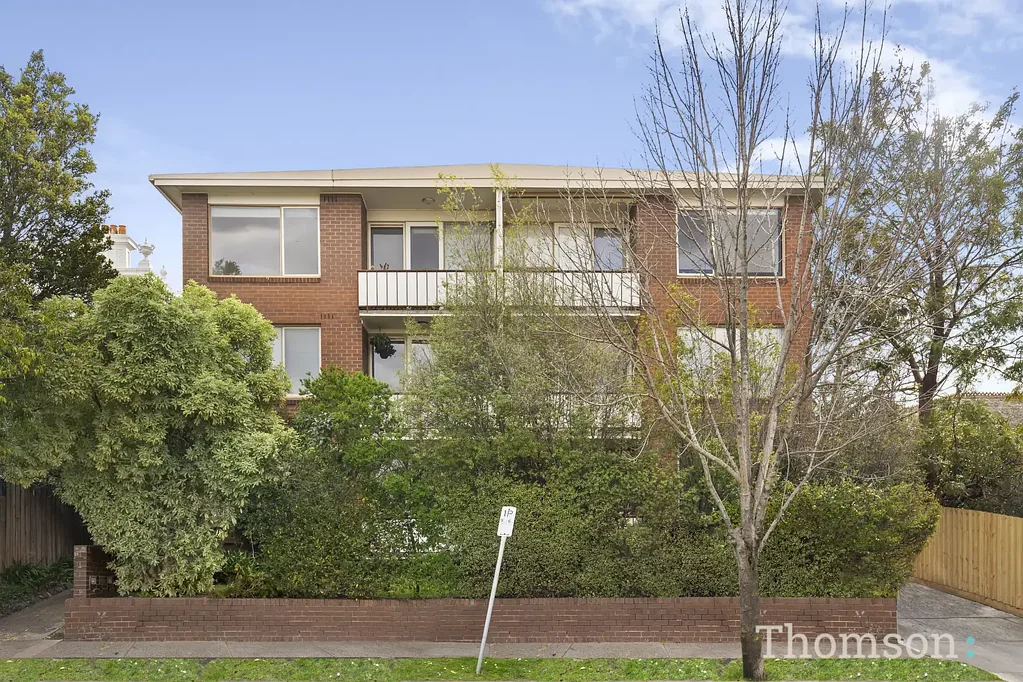 Light-Filled Garden Apartment in the Heart of Armadale