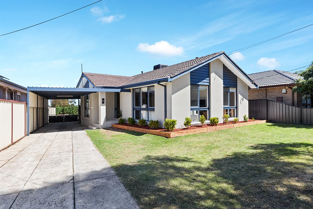 27 Magnolia Ave, Kings Park, VIC 3021