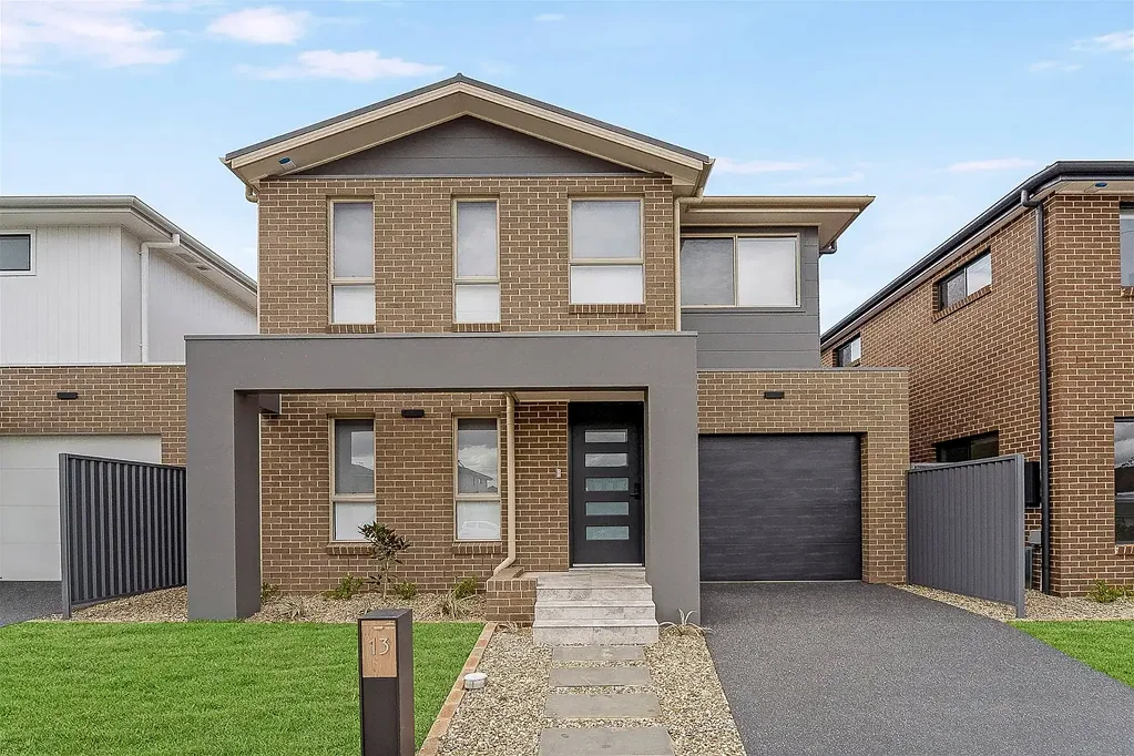 Austral 5ਬੈੱਡਰੂਮ Luxurious Brand New 5 Bedroom Family Home