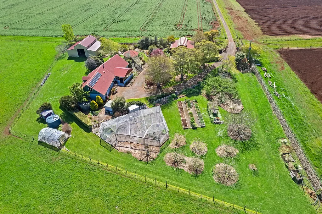 212 Weetah Road, Deloraine, TAS 7304