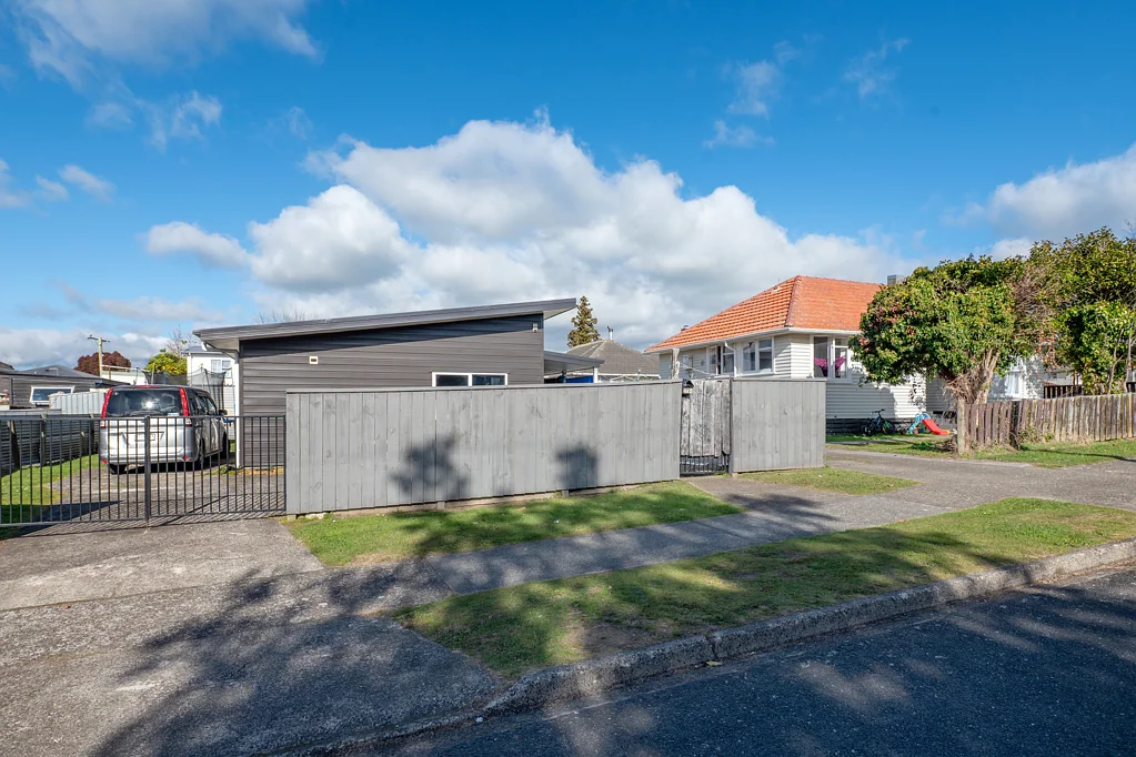 Fordlands 5房  Dual Income Opportunity - Endless Potential!