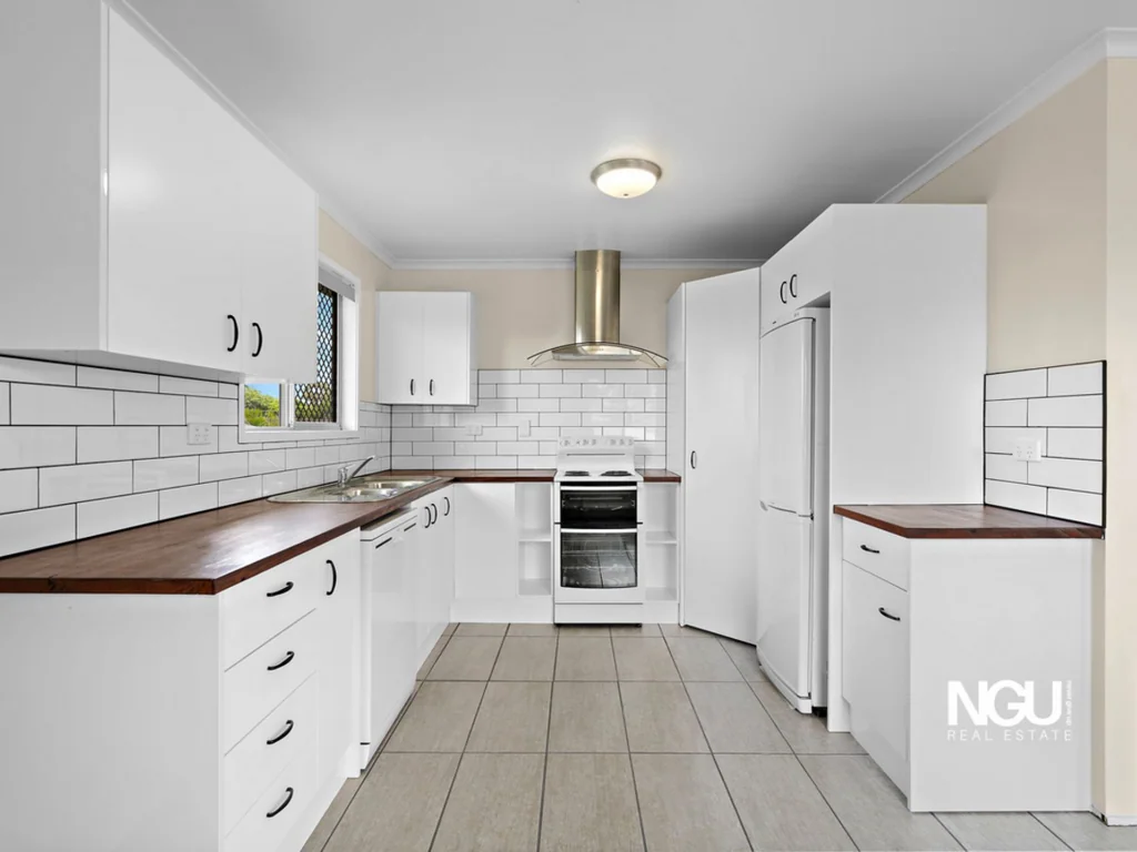 76 River Road, Bundamba, QLD 4304